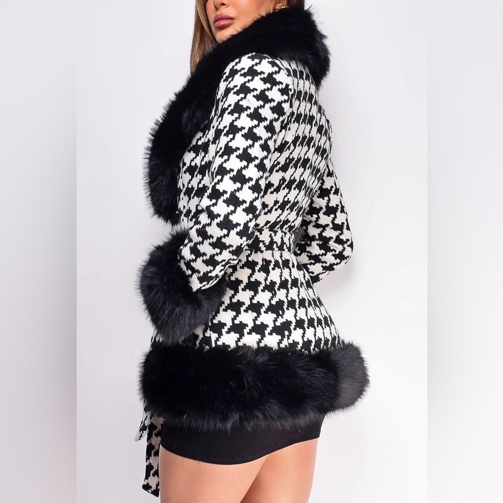 Pink Faux Fur Trim Houndstooth Women's Coat - Picture 11 of 12